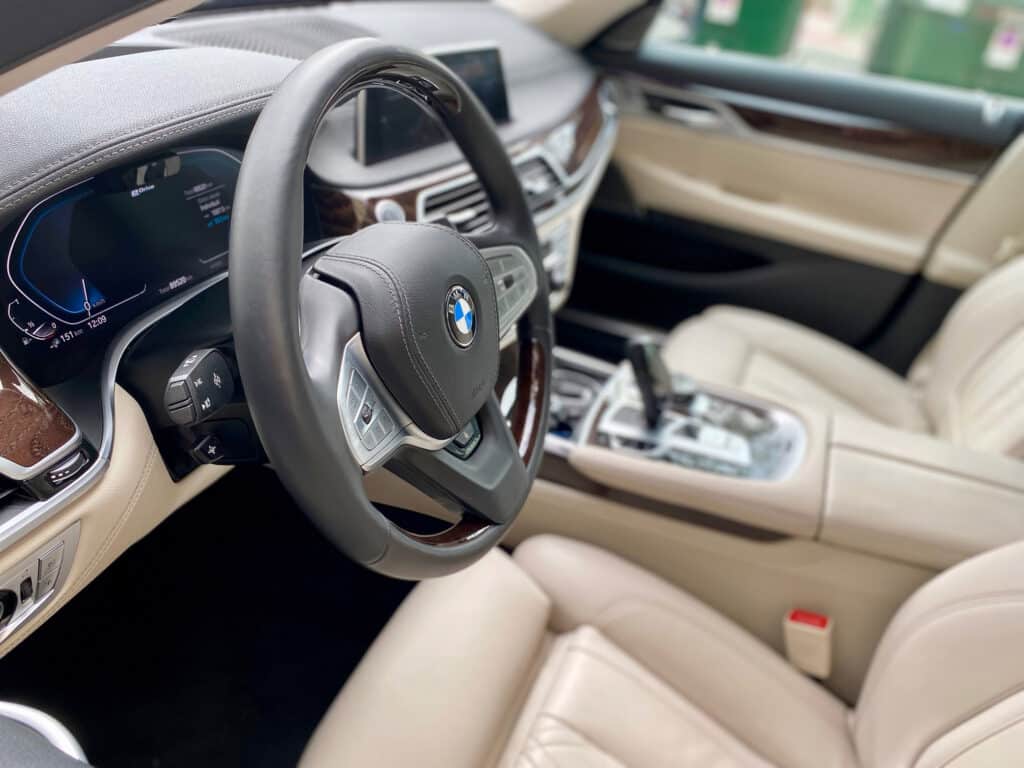 Importar un BMW 745Le xDrive del año 2019 - Europa Automotive. Importadores en Pamplona